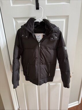 Abercrombie & Fitch Kid’s Black Quilted Puffer Jacket